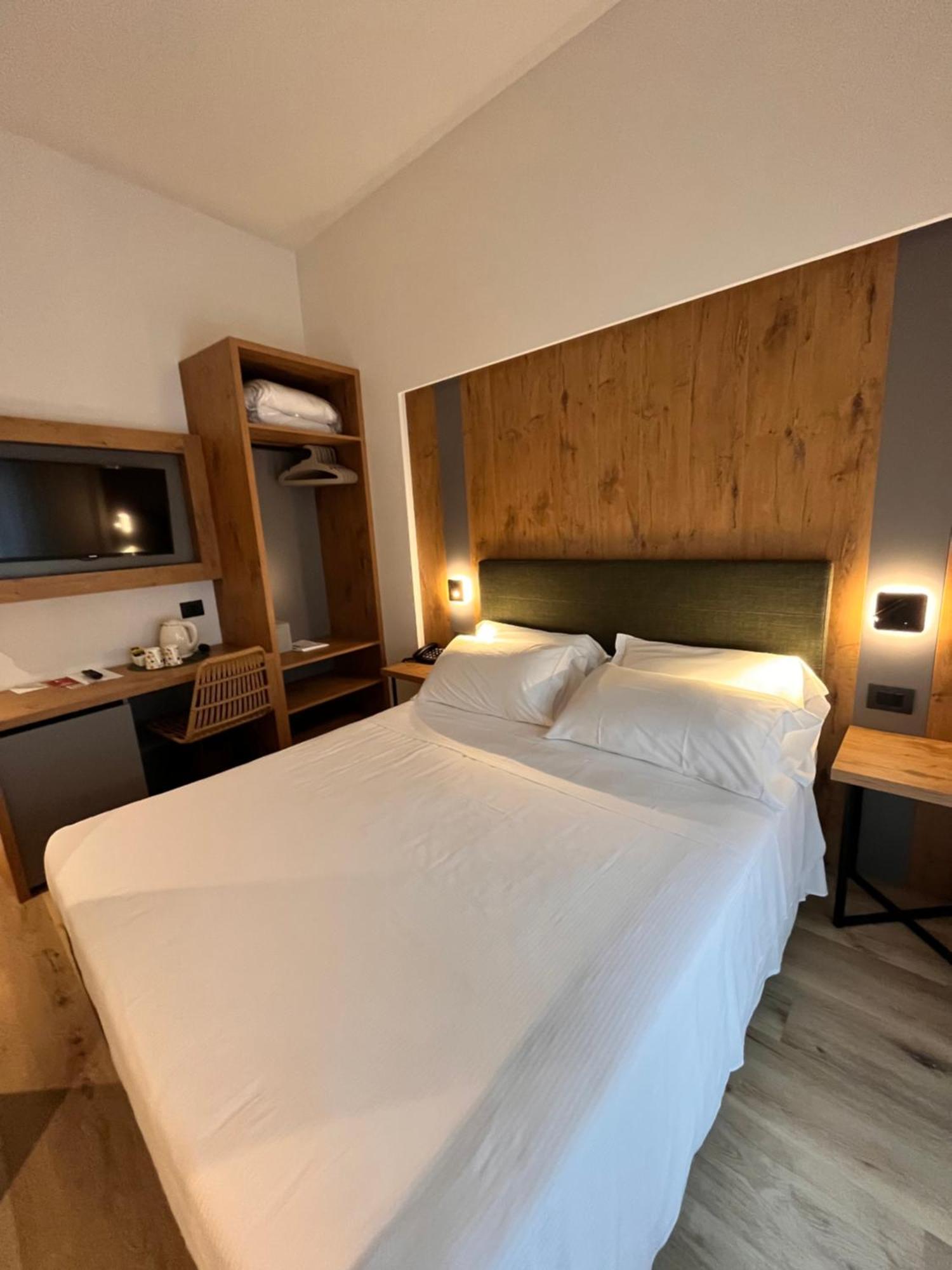 Hotel America Trento Esterno foto