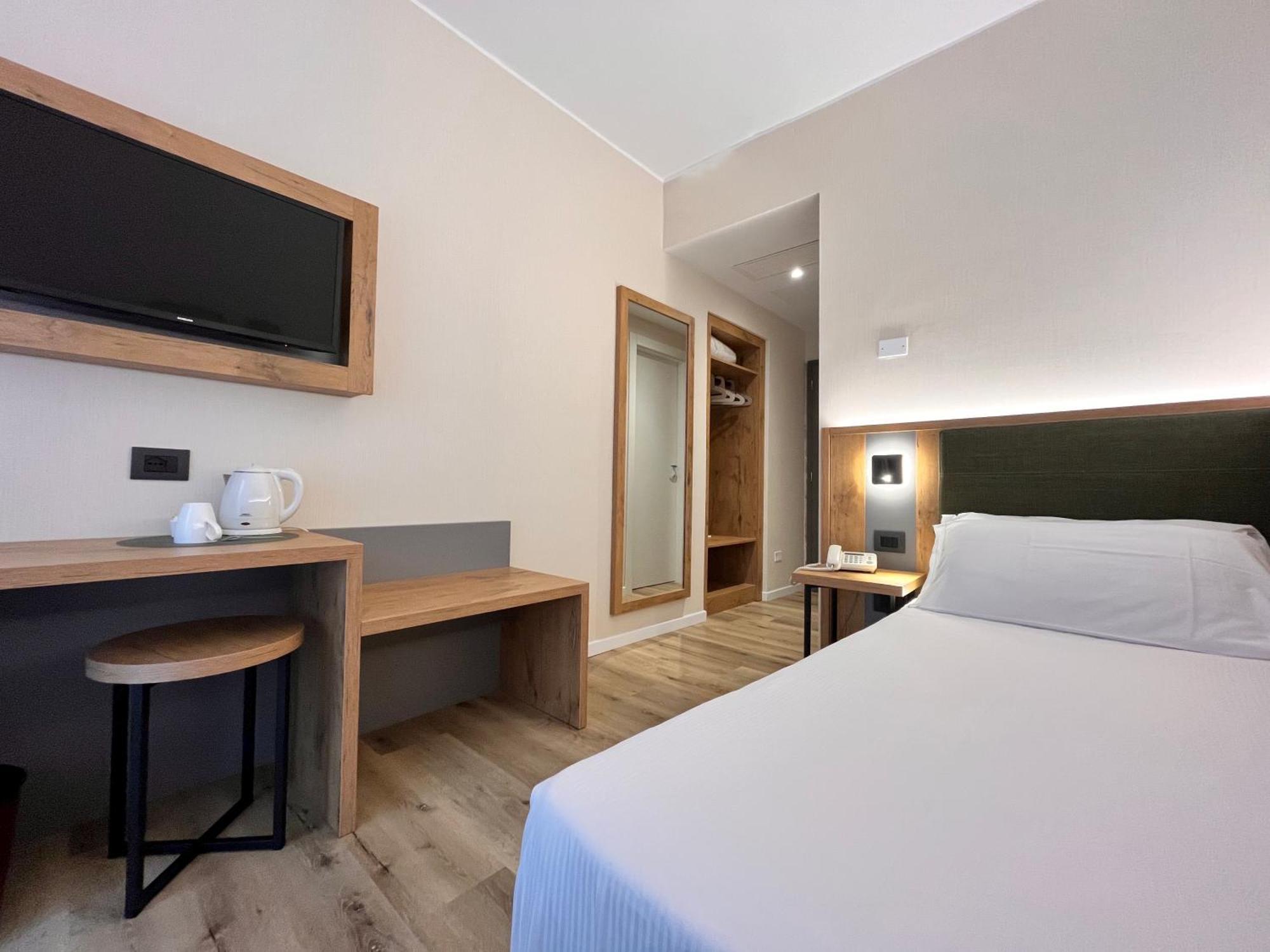 Hotel America Trento Esterno foto